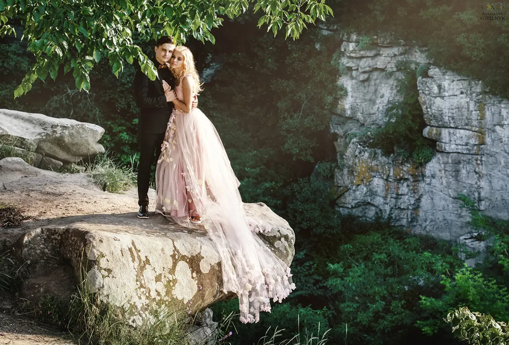 Ідеї для весільної фотосесії на природі